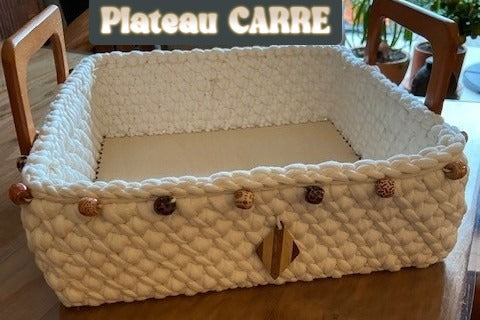 Plateaux ronds ou carrés en bois et corde tressée